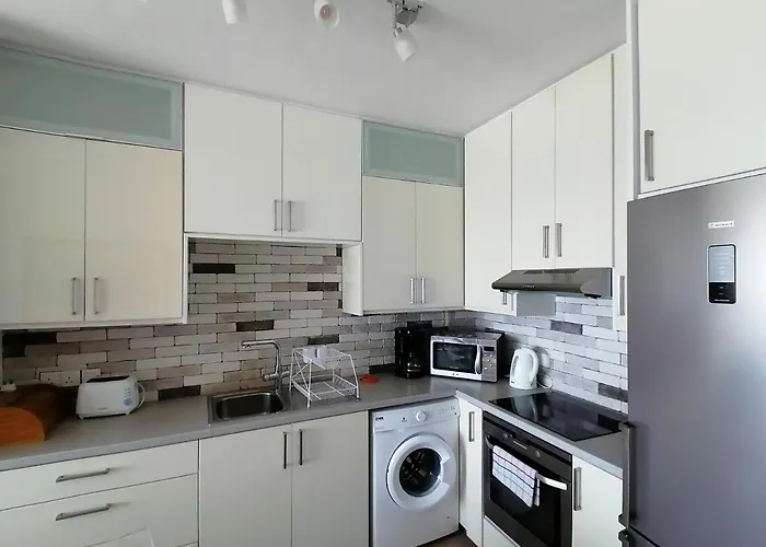 Апартаменти Sunorama Waterfront Ларнака