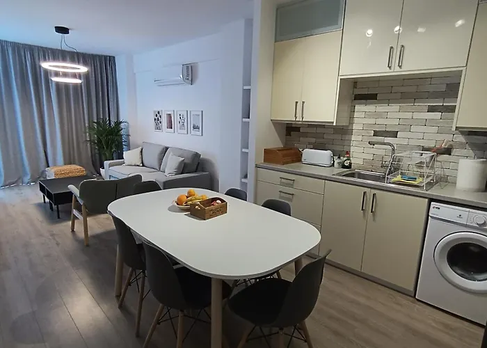 Sunorama Waterfront Lárnaca